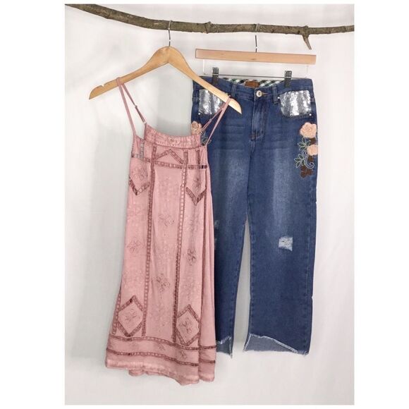 MINI Dress  Tunic With Floral Embroidery - Picture 7 of 12